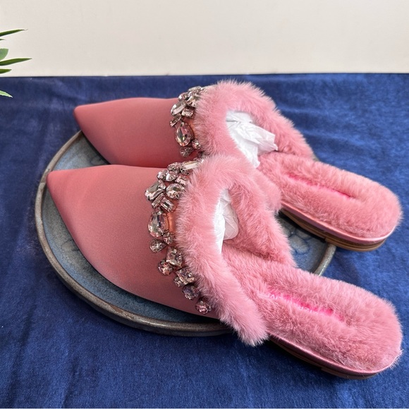 ISAAC MIRAHI Pink SATEEN Mules Sz 8 FAUX FUR & RHINESTONES - Picture 11 of 13
